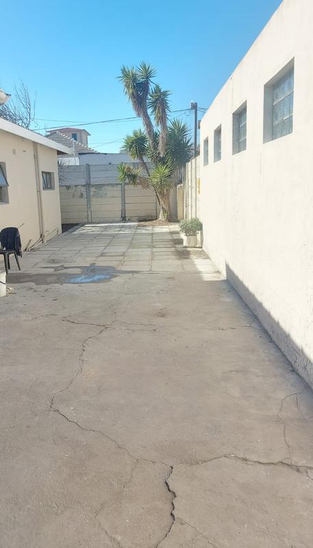 To Let 3 Bedroom Property for Rent in Goodwood Central Western Cape